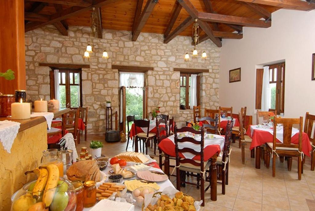 Hotel Anatoli Labreon Agia Marina  Exterior foto