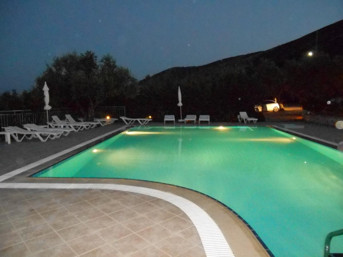 Hotel Anatoli Labreon Agia Marina  Exterior foto